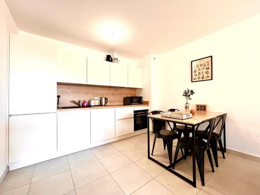 Appartement Neuf Avec Terrasse سانت فلوران المظهر الخارجي الصورة