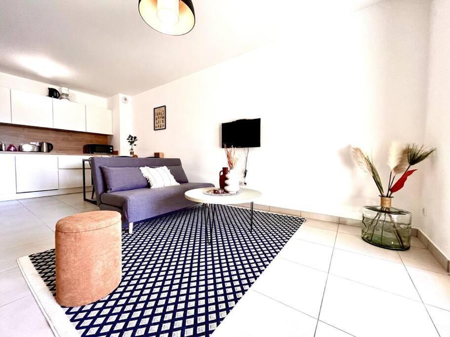 Appartement Neuf Avec Terrasse سانت فلوران المظهر الخارجي الصورة
